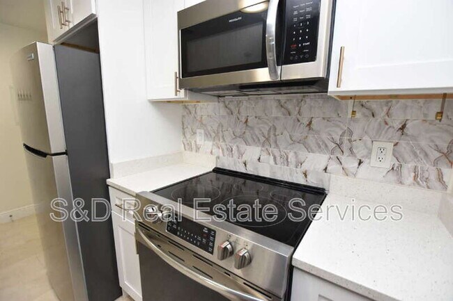 Foto del edificio - 141 Fernery Rd