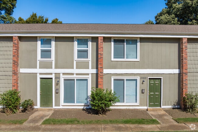 Building Photo - Spottswood Manor