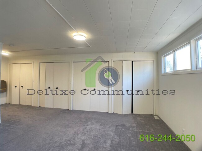 Foto del edificio - 4366 Prairie St SW