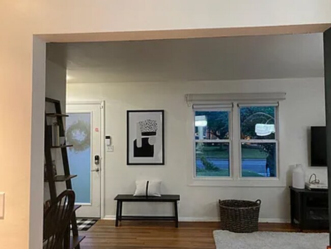 Foto del edificio - 2 Bed | 1 Bath | Brookside
