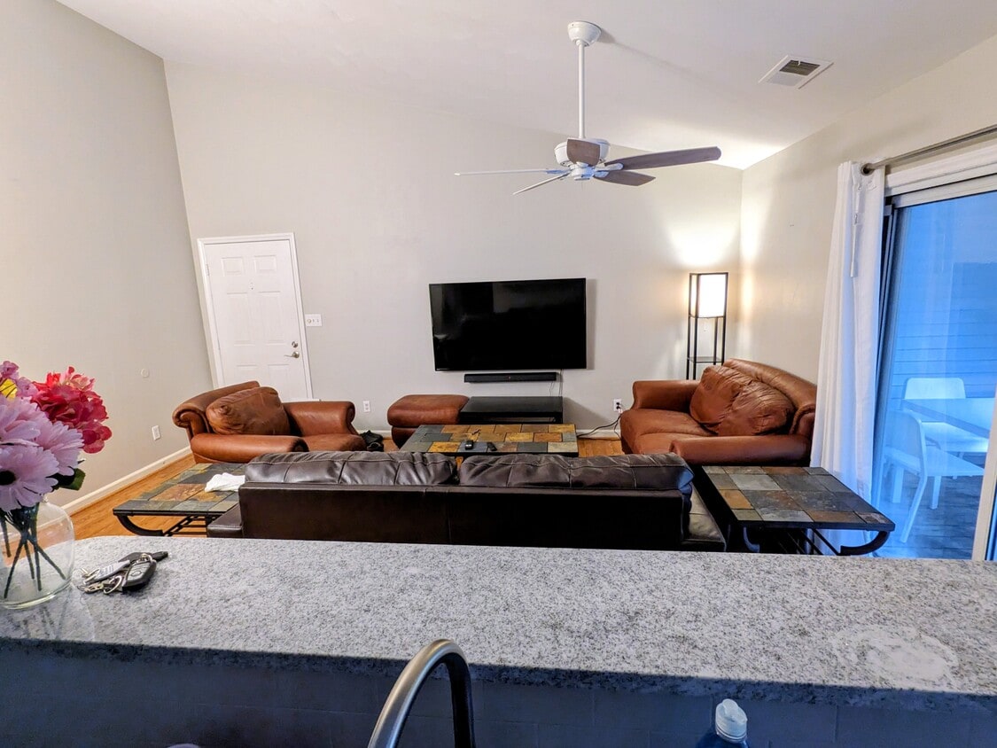 Primary Photo - 402 Berryfield Ln