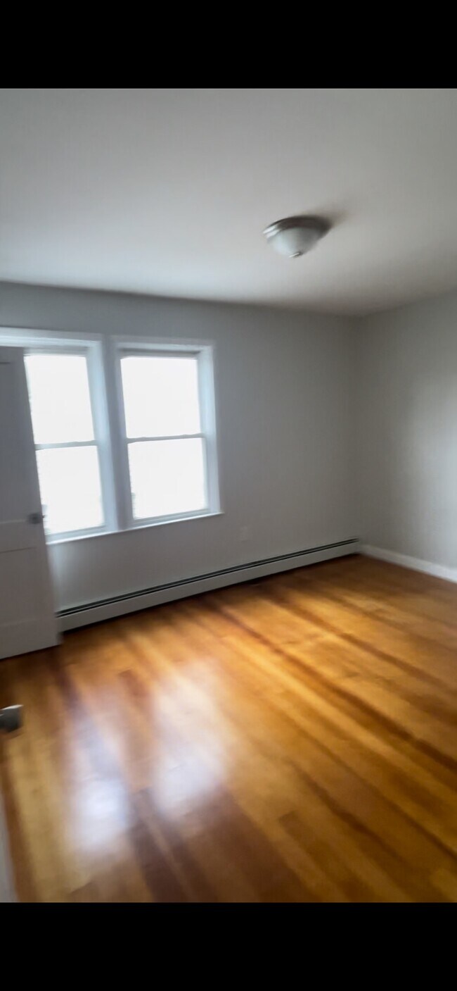 Building Photo - 316/318 Eaton St