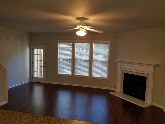 Building Photo - 2948 Wintercrest Pl
