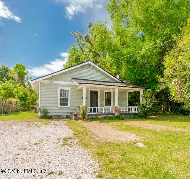 Front - 4590 Merrimac Ave