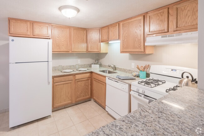 Interior Photo - Western Hills