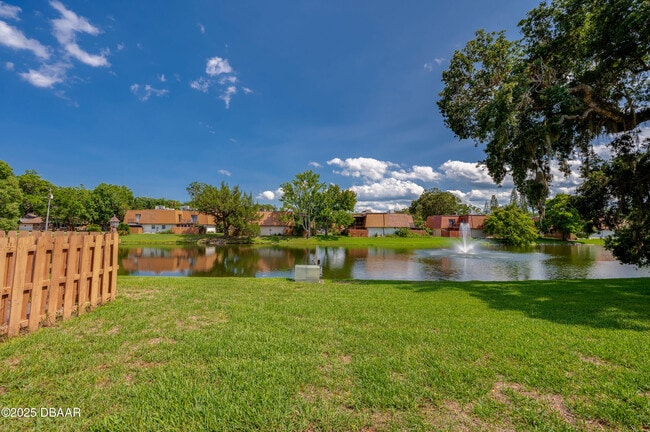 Building Photo - 152 Sweetgum Ln