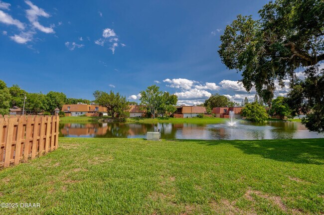 Foto del edificio - 152 Sweetgum Ln