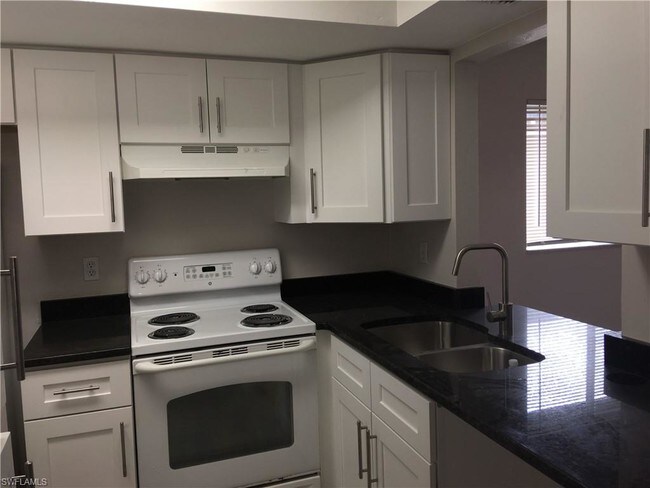 930 Sw 47th Terrace Cape Coral Fl 33914 Townhouse For Rent In