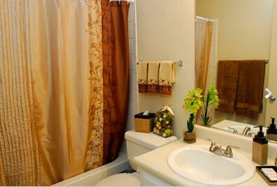 Foto del edificio - 1690 N Tracy Blvd