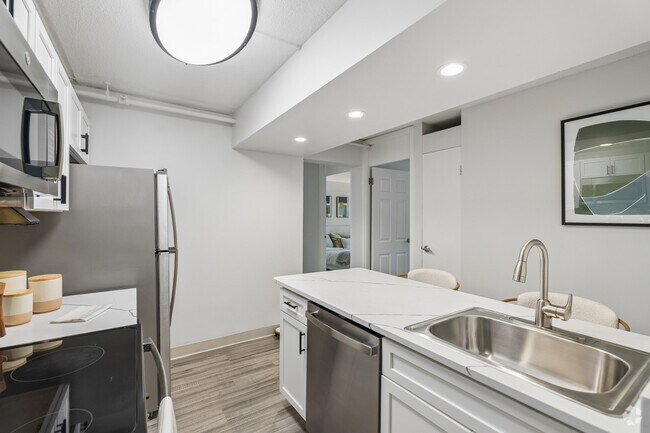 2 habitaciones, 1 baño - 897 pies cuadrados - Cocina - Mystic Place
