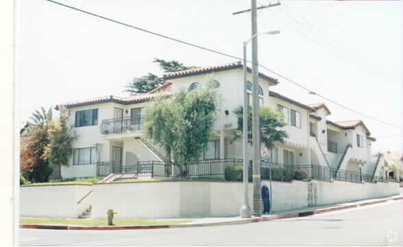 Primary Photo - 1303 S Leland St