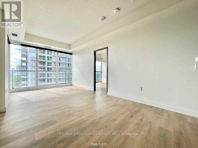 Building Photo - 85-2085 McMahon Dr