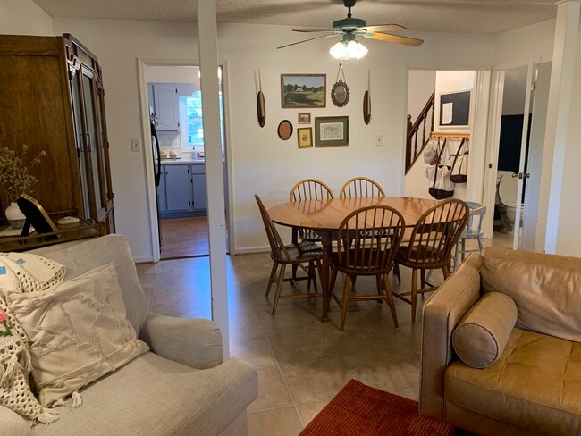 Foto del edificio - 602 Old Rocky Ridge Ln