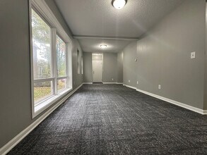 Building Photo - 761 Englewood Ave