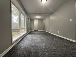 Building Photo - 761 Englewood Ave