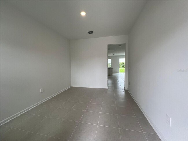 Foto del edificio - 3066 Chantilly Dr