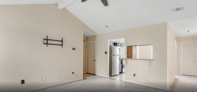 Building Photo - 7851 Battlepine Dr