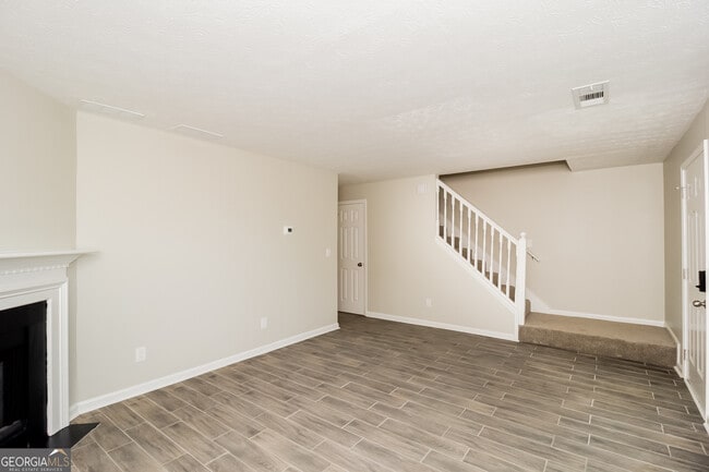 Foto del edificio - 7985 E Field Dr