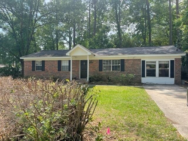 Foto principal - 1540 Pine View Dr