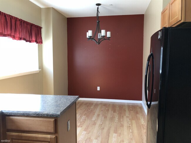 Foto del edificio - 3 br, 2.5 bath Condo - 10888 Pardee Rd