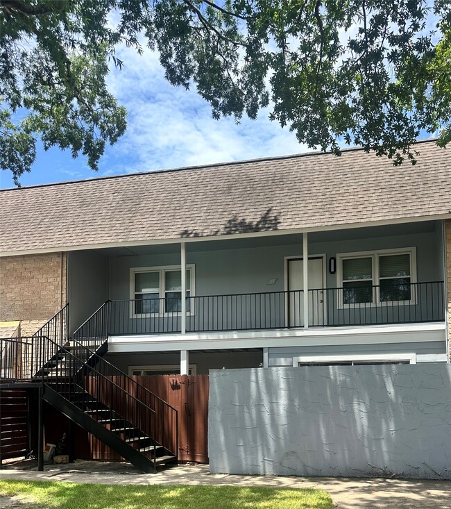 Building Photo - 1433 Cedar Post Ln