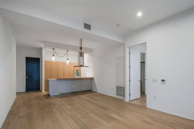 Foto del edificio - 7120 E Kierland Blvd