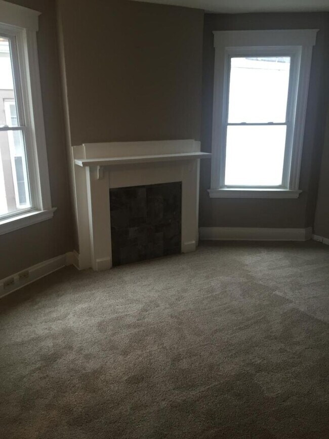 Foto del edificio - 5114 Silver St