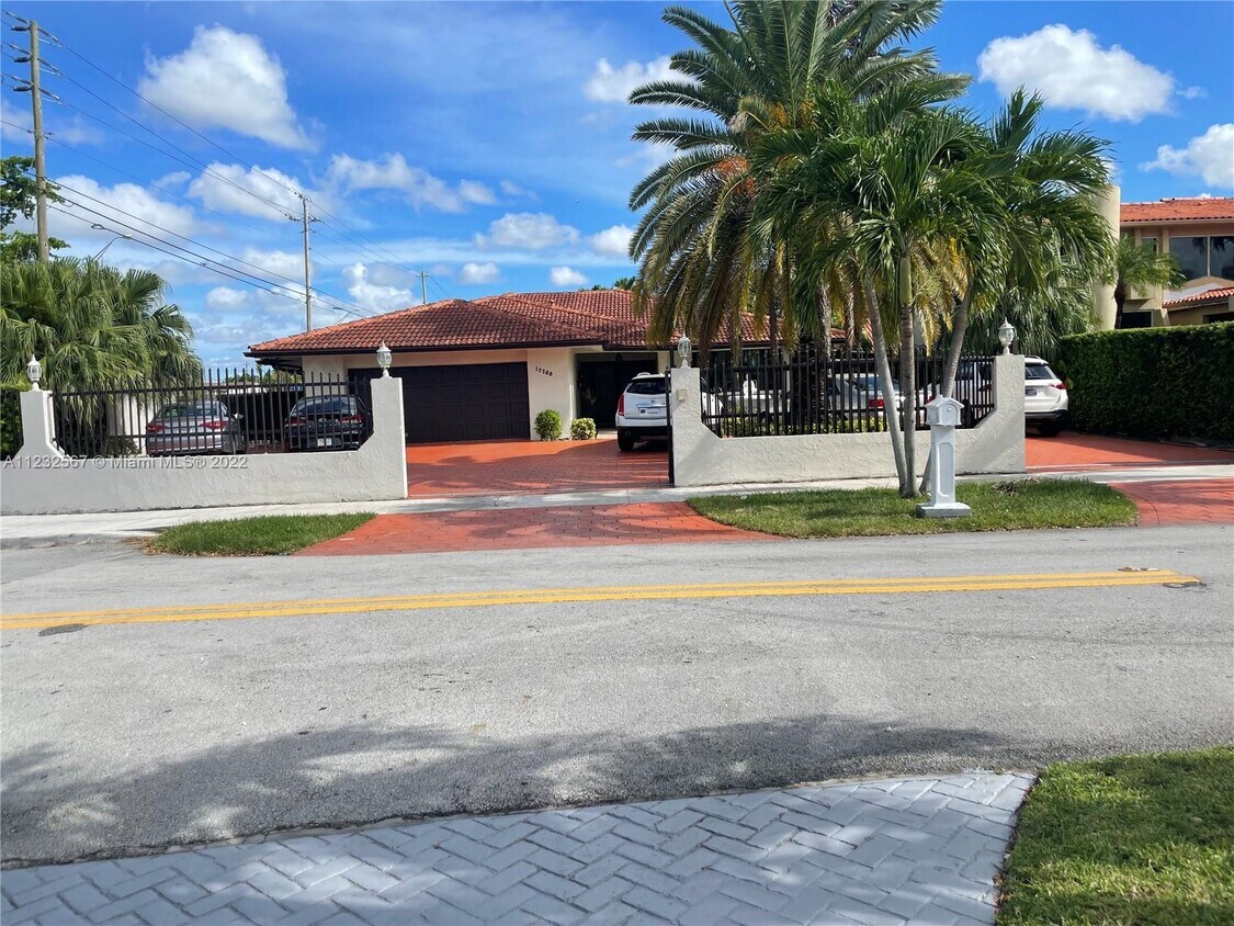 12700 SW 27th St, Miami, FL 33175 House Rental in Miami, FL