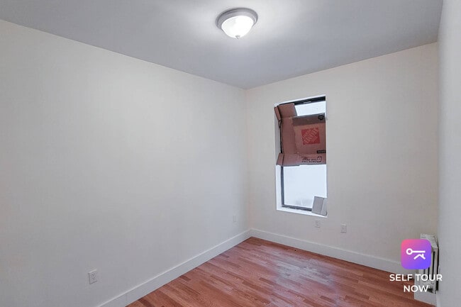 Building Photo - 30 Post Ave