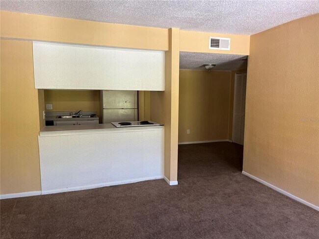 Foto del edificio - 7668 Forest City Rd