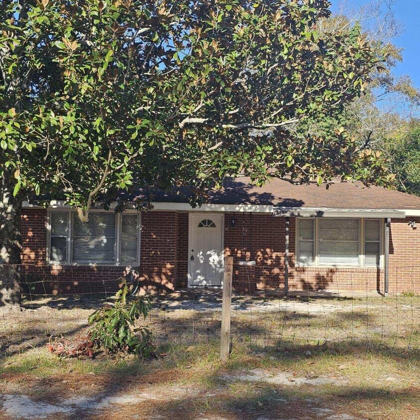 Foto principal - 287 Myrtle St