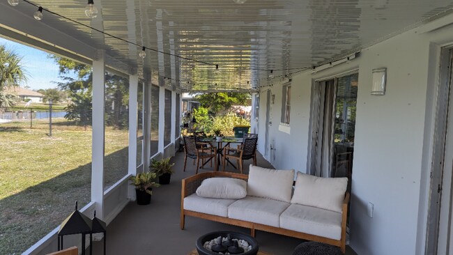 Foto del edificio - 173 Rotonda Cir