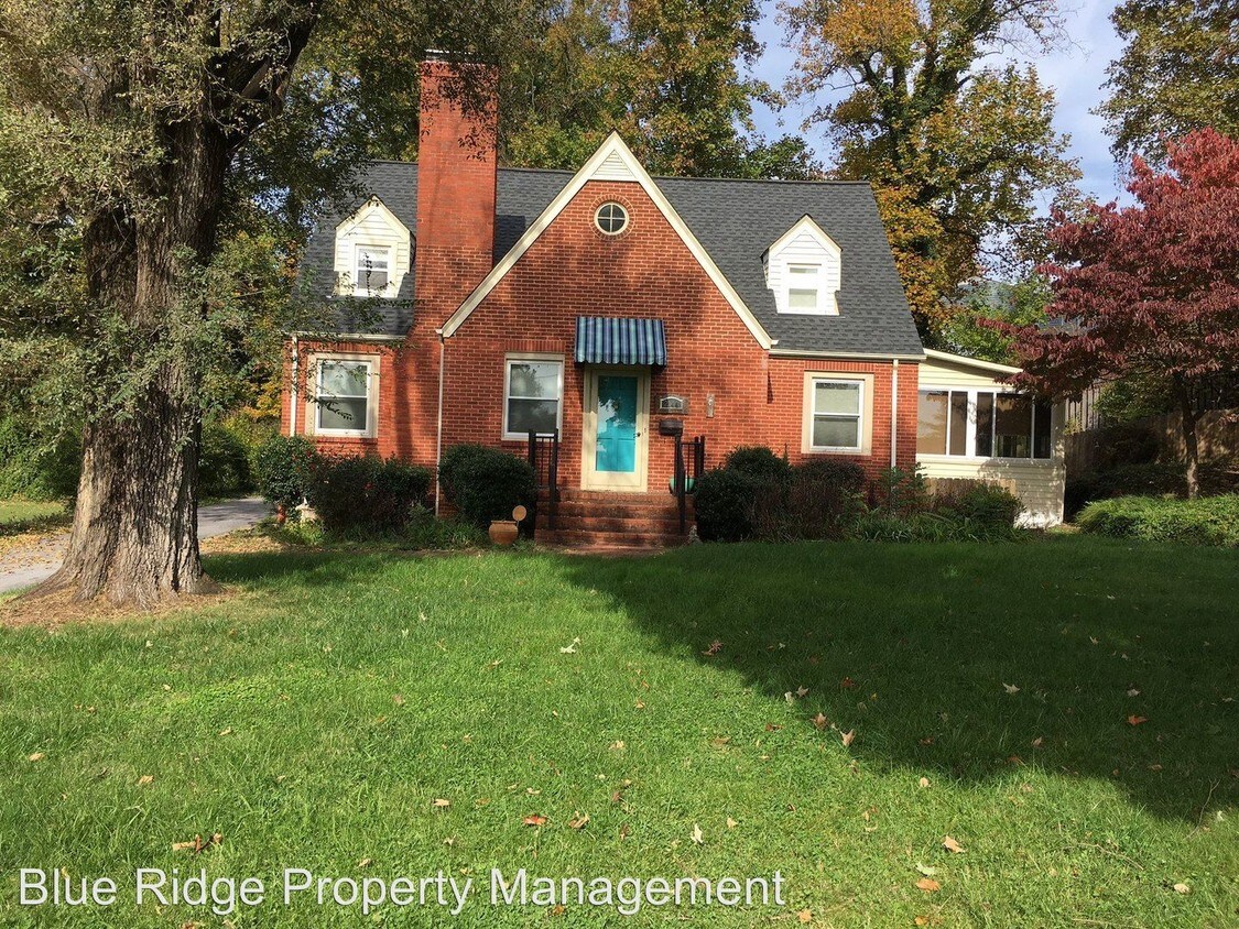 4 br, 2 bath House 2144 Memorial Court House Rental in Kingsport