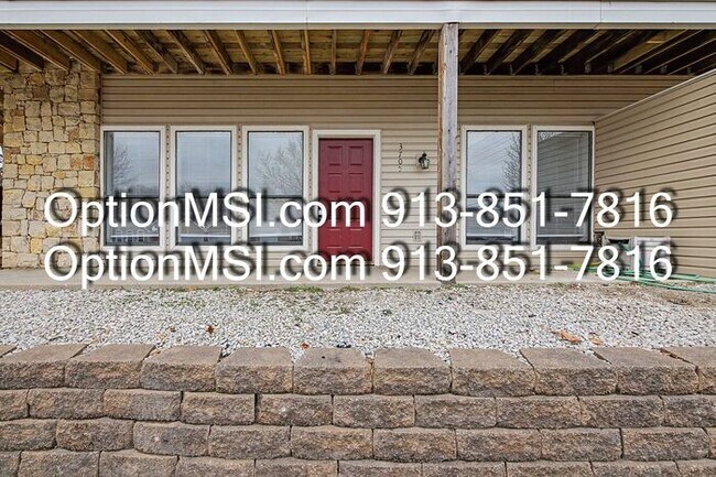 Foto del edificio - Charming & Spacious 2-Bed / 2-Bath Apartment in Gladstone