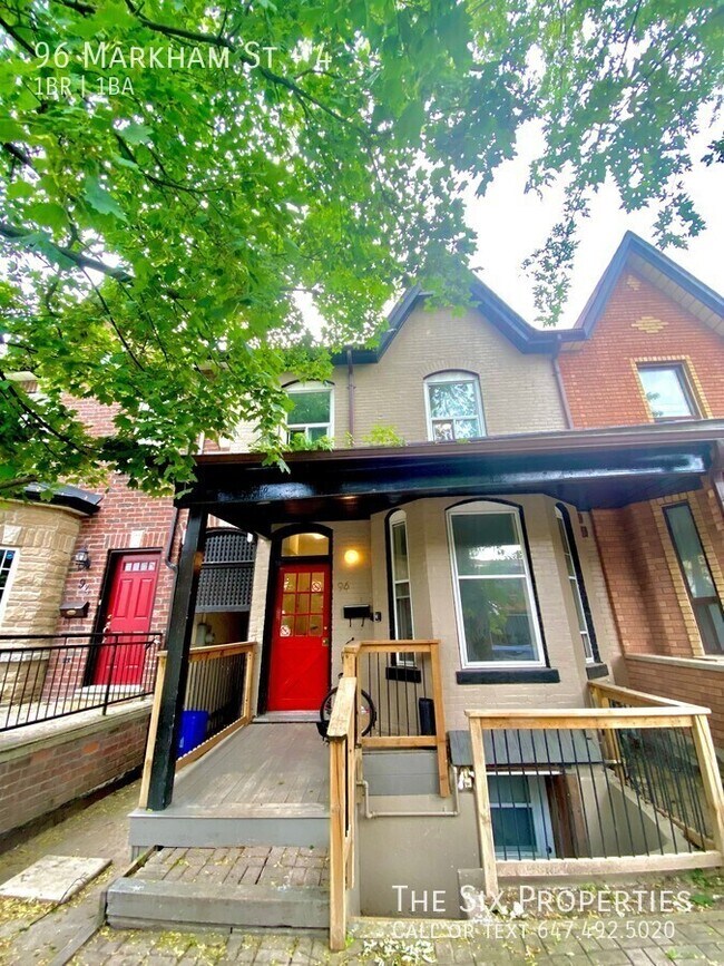 Building Photo - 96 Markham St