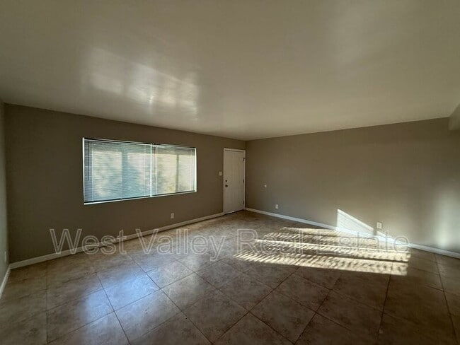 Foto del edificio - 606 Pierce St