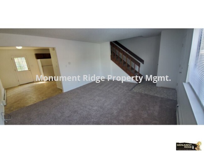 Building Photo - Available Now!  2 bed 1 bath Fruita Apartm...