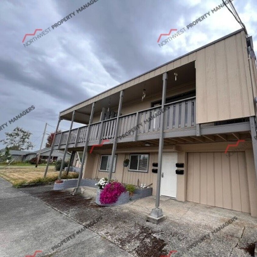 Foto del edificio - 1044 SW McFadden Ave