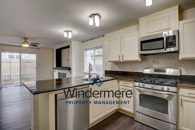 Foto del edificio - 3 Bed 2 Bath House in Spring Hollow