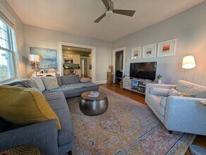 Building Photo - 95 Browne St