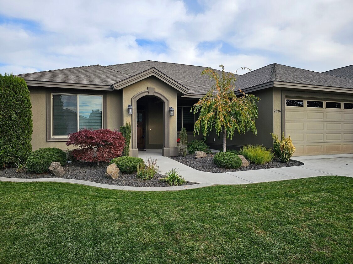 2336 Copperleaf St, Richland, WA 99354 House Rental in Richland, WA