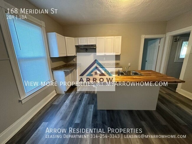 Building Photo - 168 Meridian St