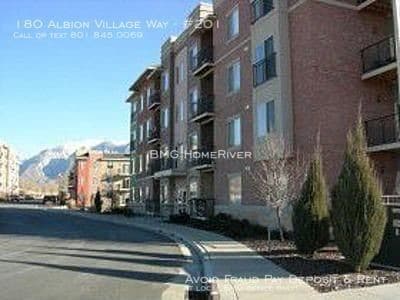 Primary Photo - 180 Albion Village Way