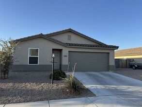 Building Photo - 3664 Angelina Dr