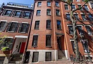 Building Photo - 101 Myrtle St