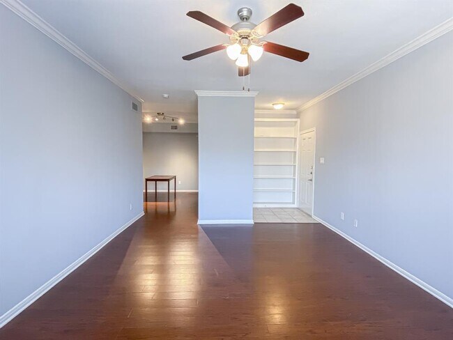 Foto del edificio - 2255 Braeswood Park Dr