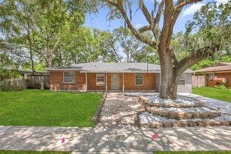 Building Photo - 518 Lavon Dr