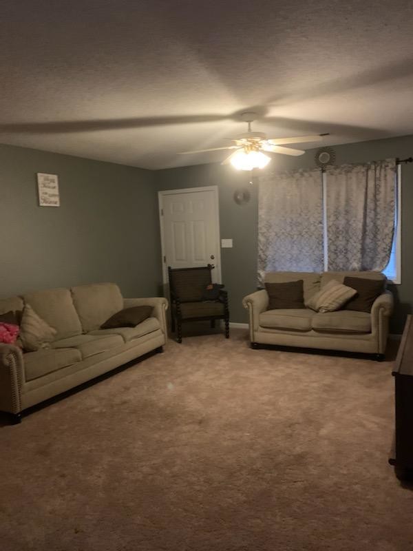 Foto del edificio - 3330 Caitie Ln