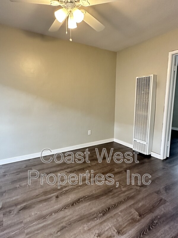 Foto del edificio - 4431 College Ave