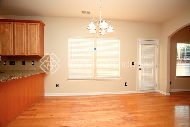 Building Photo - 457 Whitewater Way NW